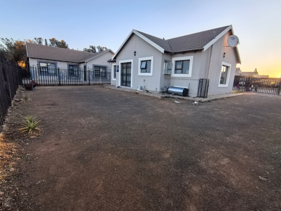 3 Bedroom Property for Sale in Bloemspruit Free State